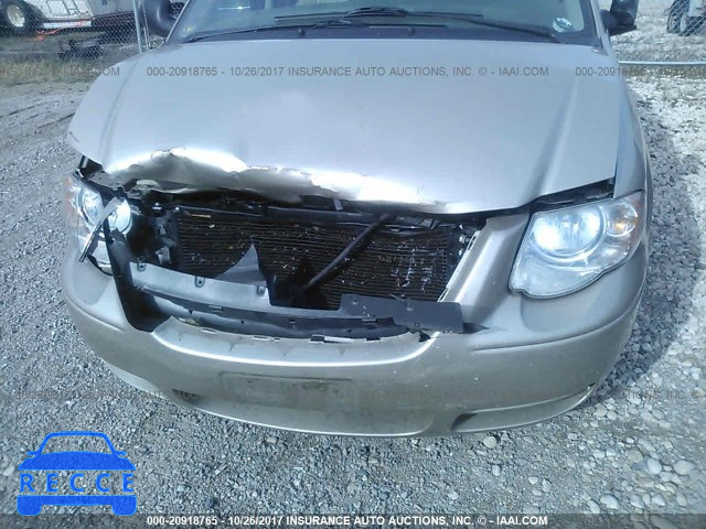 2006 Chrysler Town and Country 2A4GP54L06R845743 image 5