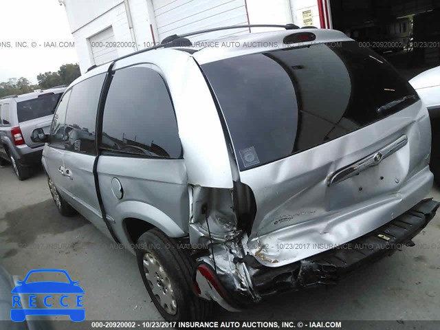 2002 Chrysler Town and Country 2C4GP443X2R656642 Bild 2