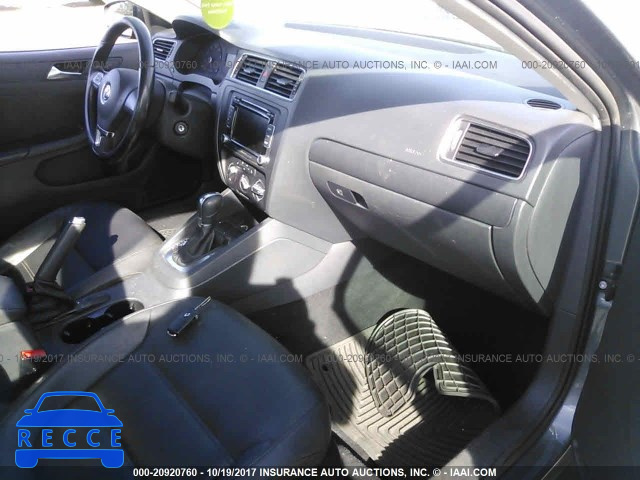 2011 Volkswagen Jetta 3VWDZ7AJ5BM367819 image 4