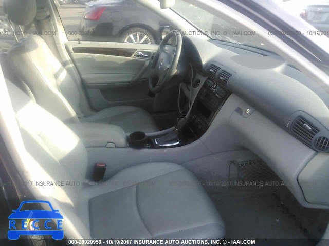 2004 Mercedes-benz C WDBRF61J44A630439 image 4