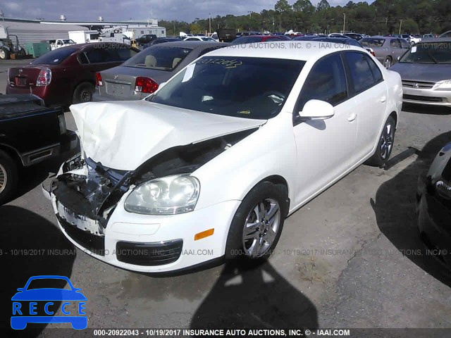 2008 Volkswagen Jetta 3VWJM71K78M190886 Bild 1