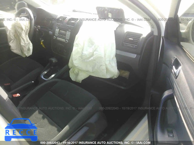 2008 Volkswagen Jetta 3VWJM71K78M190886 image 4