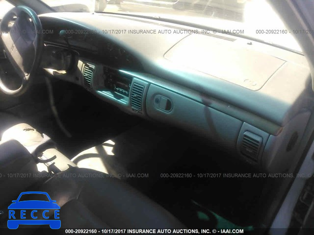 1996 Oldsmobile 88 LS 1G3HN52K1T4822500 image 4