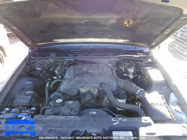 2001 Ford Crown Victoria 2FAFP73W51X139418 image 9