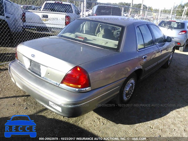 2001 Ford Crown Victoria 2FAFP73W51X139418 image 3