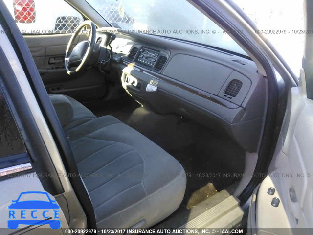 2001 Ford Crown Victoria 2FAFP73W51X139418 image 4