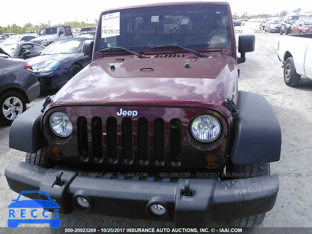 2010 Jeep Wrangler Unlimited 1J4BB3H14AL113588 зображення 5