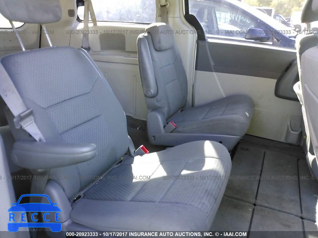 2009 Chrysler Town & Country LX 2A8HR44E59R572361 image 7