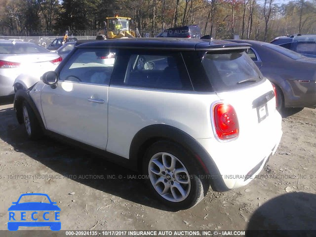 2015 Mini Cooper WMWXP7C5XF2A42201 image 2