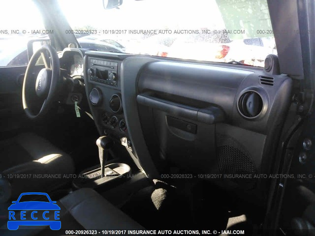 2008 Jeep Wrangler 1J4FA24128L618849 image 4