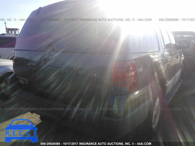 2005 Ford Expedition 1FMPU15585LA23623 image 3