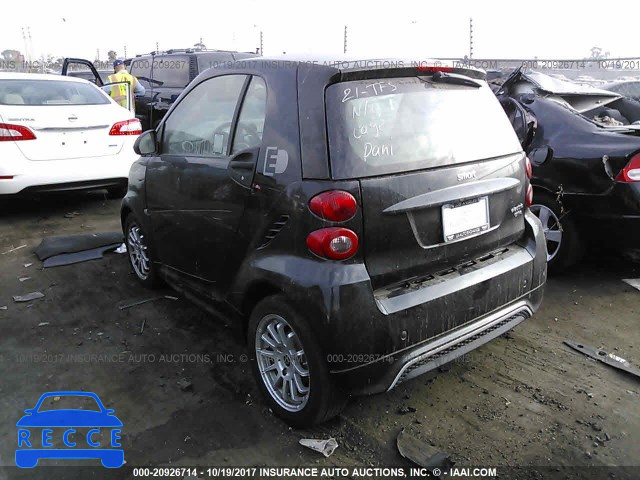 2014 Smart Fortwo WMEEJ9AA8EK738382 Bild 2