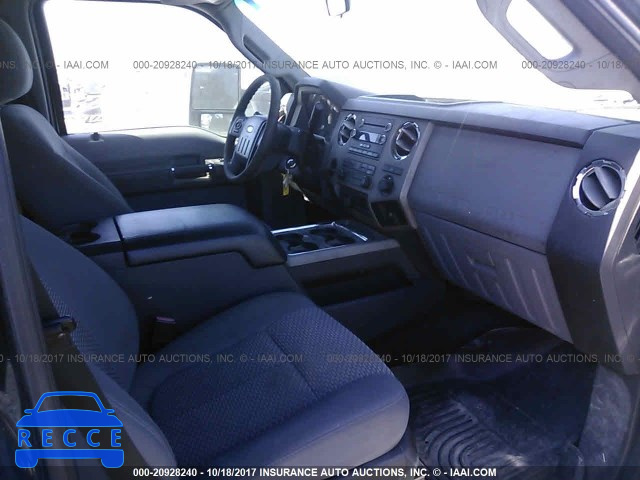 2011 Ford F350 1FT8W3CT4BEC52767 image 4