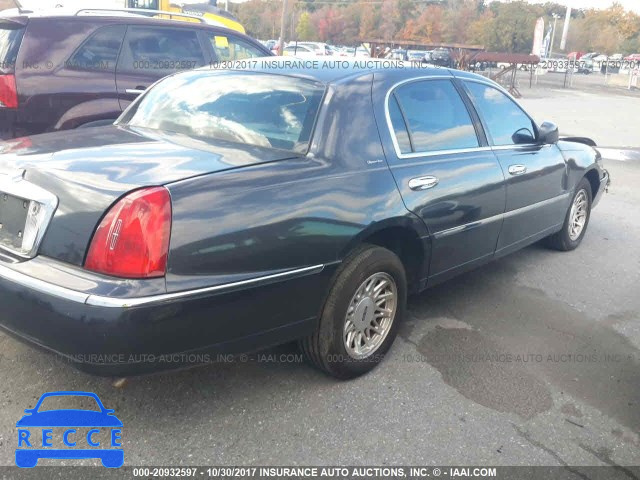 1998 LINCOLN TOWN CAR 1LNFM82W2WY711347 image 3