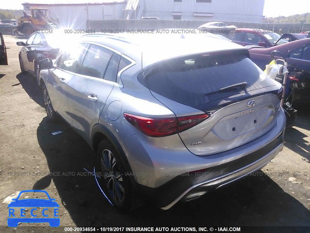 2018 INFINITI QX30 LUXURY/PREMIUM/SPORT SJKCH5CRXJA046151 image 2