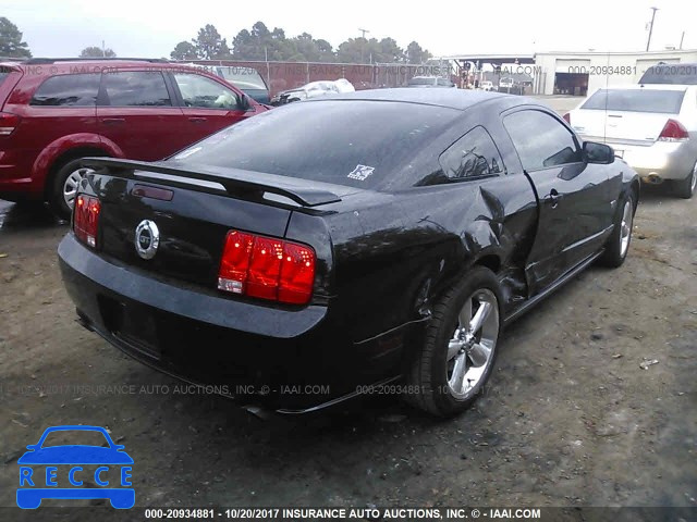 2006 Ford Mustang 1ZVHT82H465210895 image 3