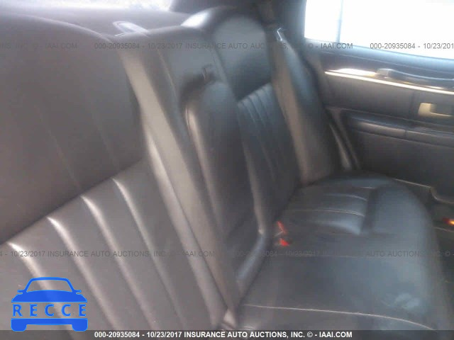 2006 Lincoln Town Car EXECUTIVE 1L1FM88W76Y629235 image 4