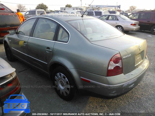 2003 Volkswagen Passat WVWMD63B13P001823 image 2