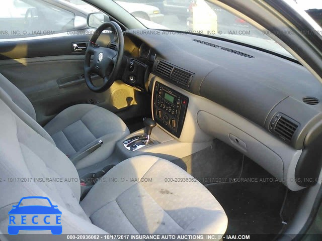 2003 Volkswagen Passat WVWMD63B13P001823 image 4