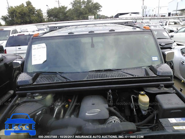 2004 Hummer H2 5GRGN23U64H104587 image 9