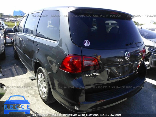 2011 Volkswagen Routan S 2V4RW4DG3BR785701 image 2