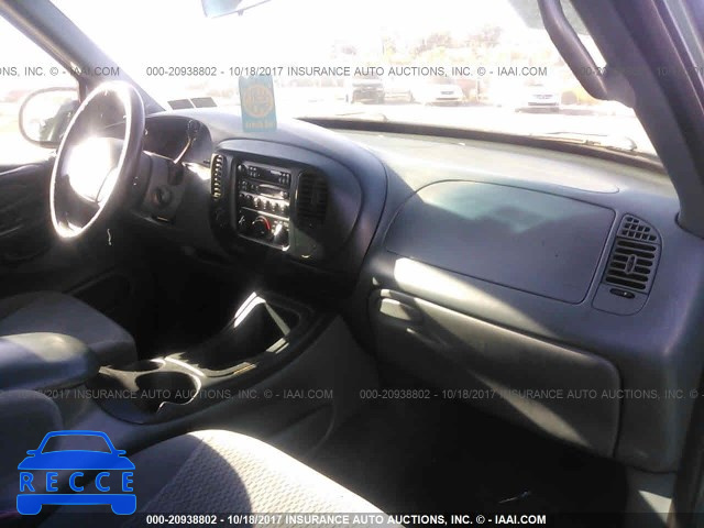 1997 Ford Expedition 1FMEU18W3VLA67881 image 4