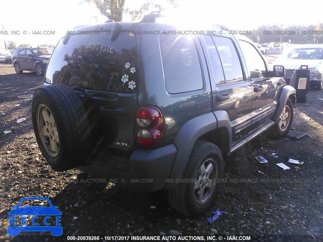 2005 JEEP LIBERTY 1J4GL48K85W616126 Bild 3