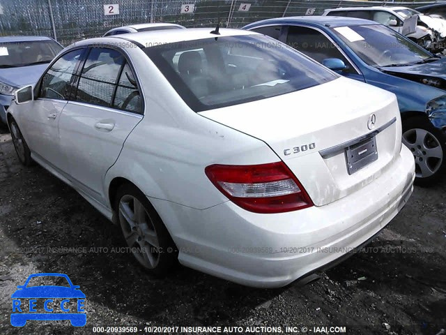 2010 Mercedes-benz C 300 WDDGF5EB7AR094305 image 2