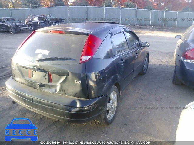 2003 Ford Focus ZX5 3FAFP37383R117133 image 3