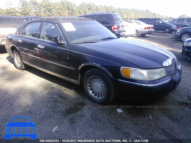 2001 Lincoln Town Car EXECUTIVE 1LNHM81W21Y701047 зображення 0