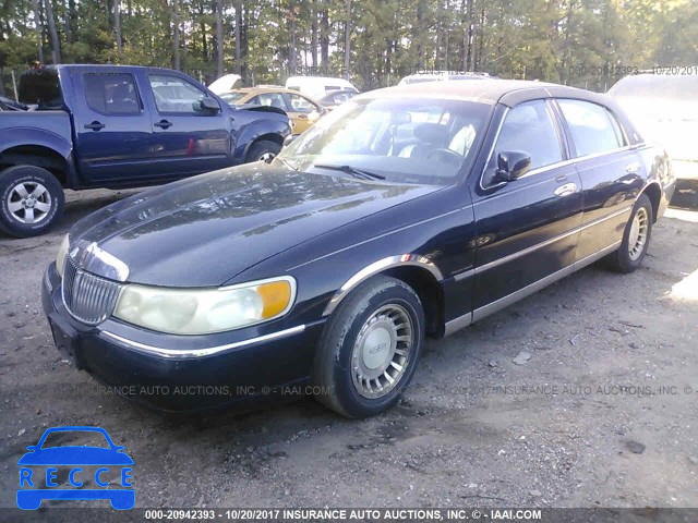 2001 Lincoln Town Car EXECUTIVE 1LNHM81W21Y701047 зображення 1