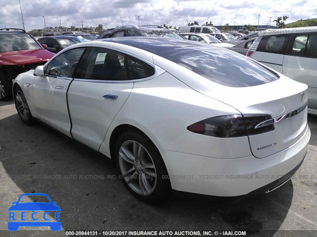 2013 Tesla Model S 5YJSA1CG3DFP22462 Bild 2