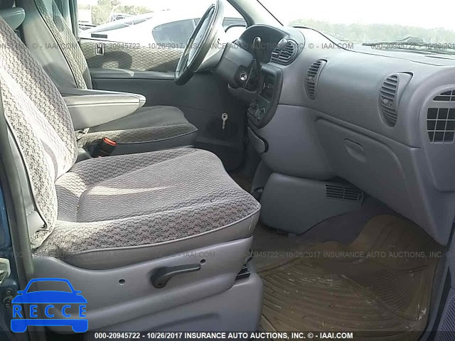 2000 Chrysler Grand Voyager 2C4GJ44G0YR697634 Bild 4