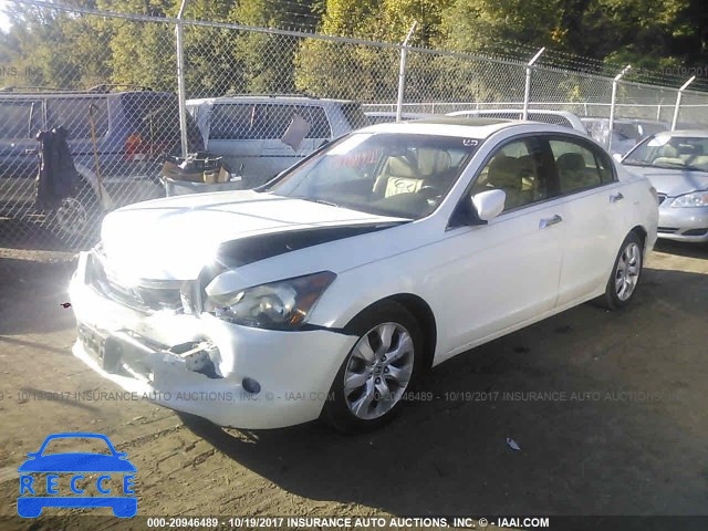 2010 Honda Accord 1HGCP3F82AA007410 Bild 1