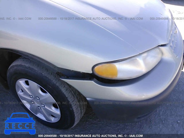 2000 CHRYSLER GRAND VOYAGER 1C4GJ44G2YB631522 image 5