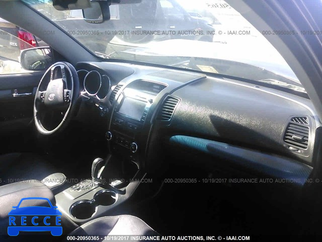 2011 KIA Sorento SX 5XYKWDA26BG095272 image 4