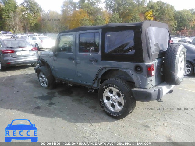 2015 JEEP WRANGLER UNLIMITE SAHARA 1C4HJWEG1FL704627 Bild 2