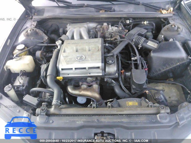 1998 Lexus ES 300 JT8BF28GXW5021369 image 9