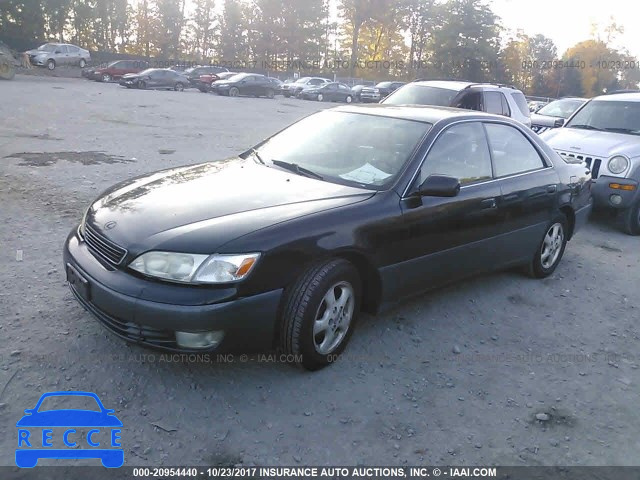 1998 Lexus ES 300 JT8BF28GXW5021369 image 1