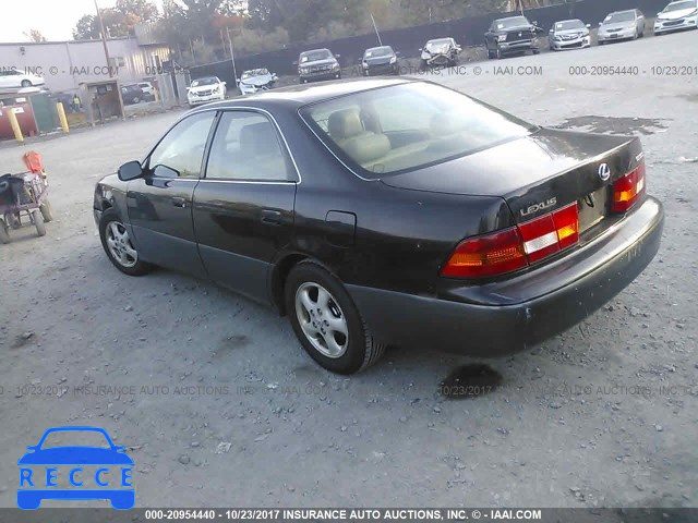 1998 Lexus ES 300 JT8BF28GXW5021369 image 2