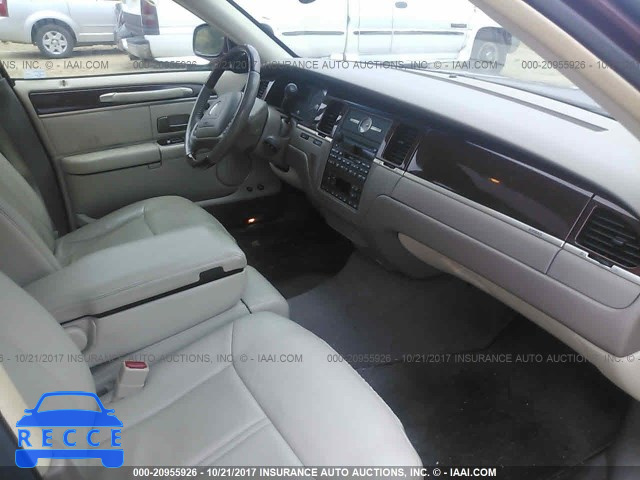 2003 Lincoln Town Car CARTIER 1LNHM83W33Y600101 зображення 4