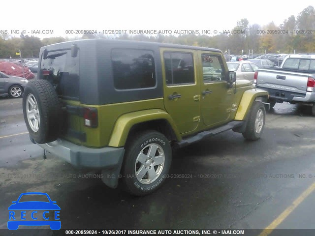 2008 Jeep Wrangler Unlimited SAHARA 1J4GA59108L576339 зображення 3