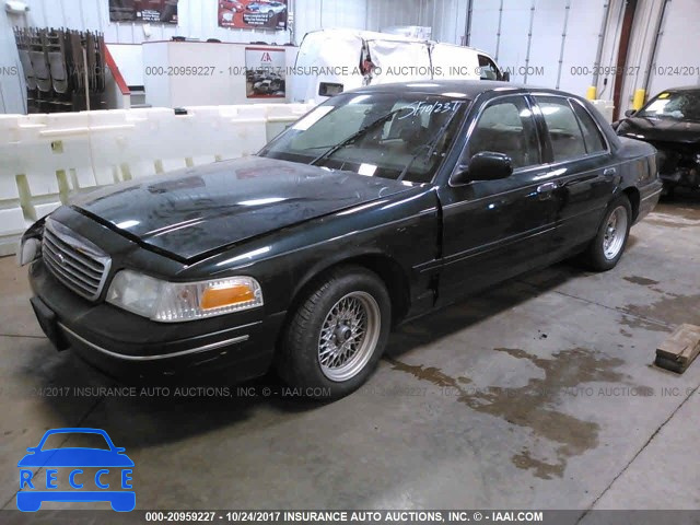 2002 FORD CROWN VICTORIA 2FAFP74W32X100214 image 1