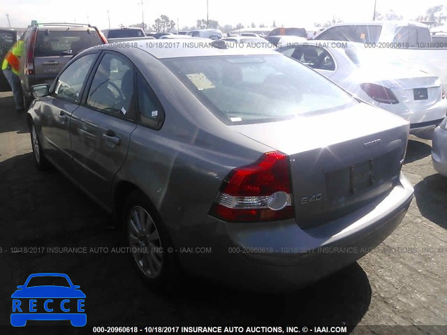 2005 Volvo S40 YV1MS390152084125 image 2