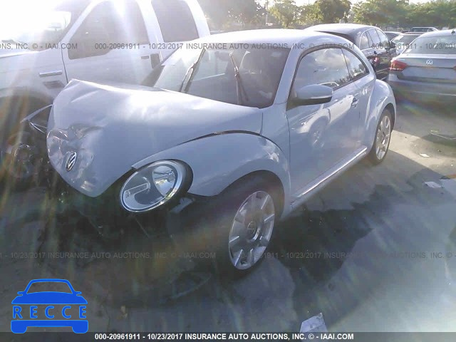 2012 Volkswagen Beetle 3VWJP7AT5CM639846 image 1