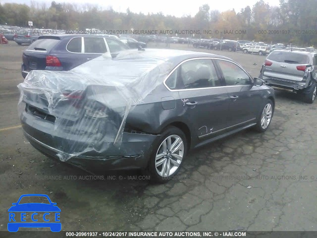 2017 VOLKSWAGEN PASSAT SE 1VWGT7A39HC020987 image 3