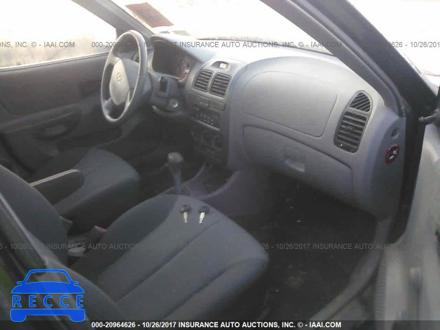 2005 Hyundai Accent KMHCG45CX5U653076 image 4