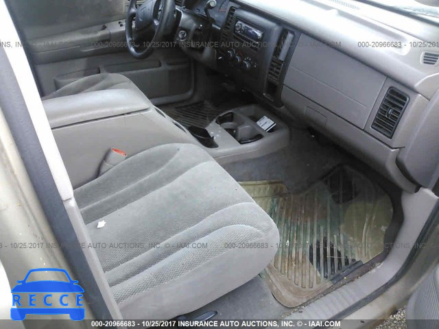 2002 Dodge Dakota 1B7HG48N42S518416 image 4