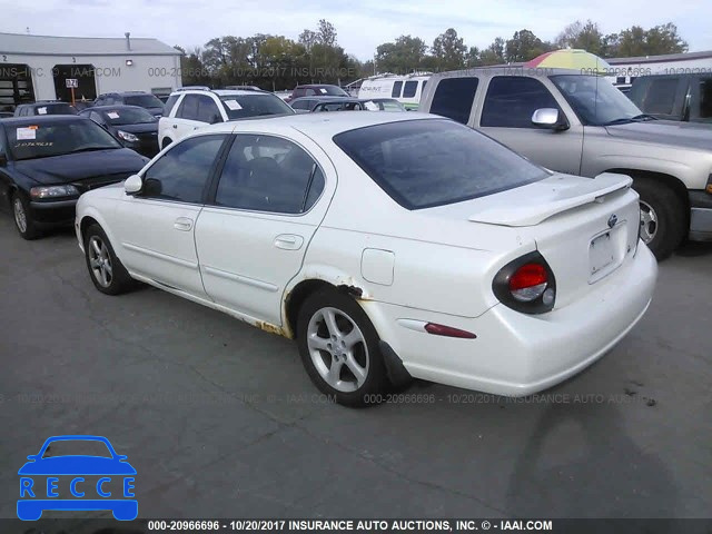 2000 Nissan Maxima GLE/GXE/SE JN1CA31D8YT751583 image 2