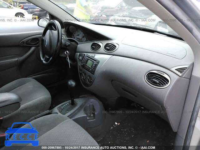 2003 FORD FOCUS 1FAFP38333W193130 зображення 4